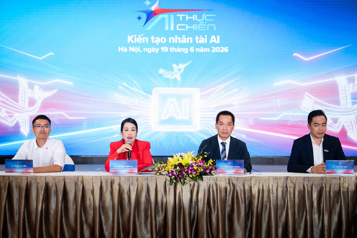 Techcombank tiếp tục đồng tổ chức và tài trợ độc quyền “AI Thực Chiến” mùa 2